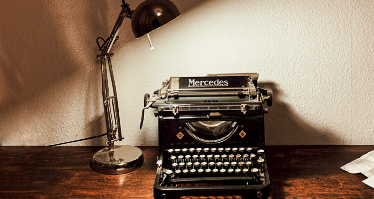 Vieille machine à écrire